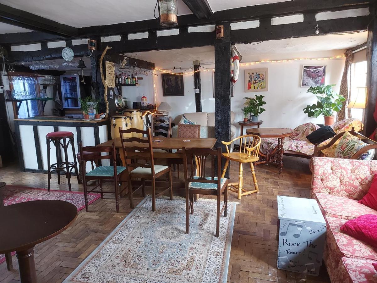 The Swan Inn Harwich Buitenkant foto
